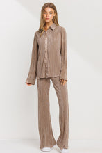 Load image into Gallery viewer, Plisse and Thank you
