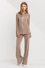 Load image into Gallery viewer, Plisse and Thank you
