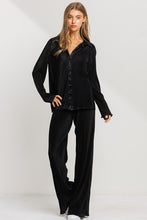 Load image into Gallery viewer, Plisse and Thank you
